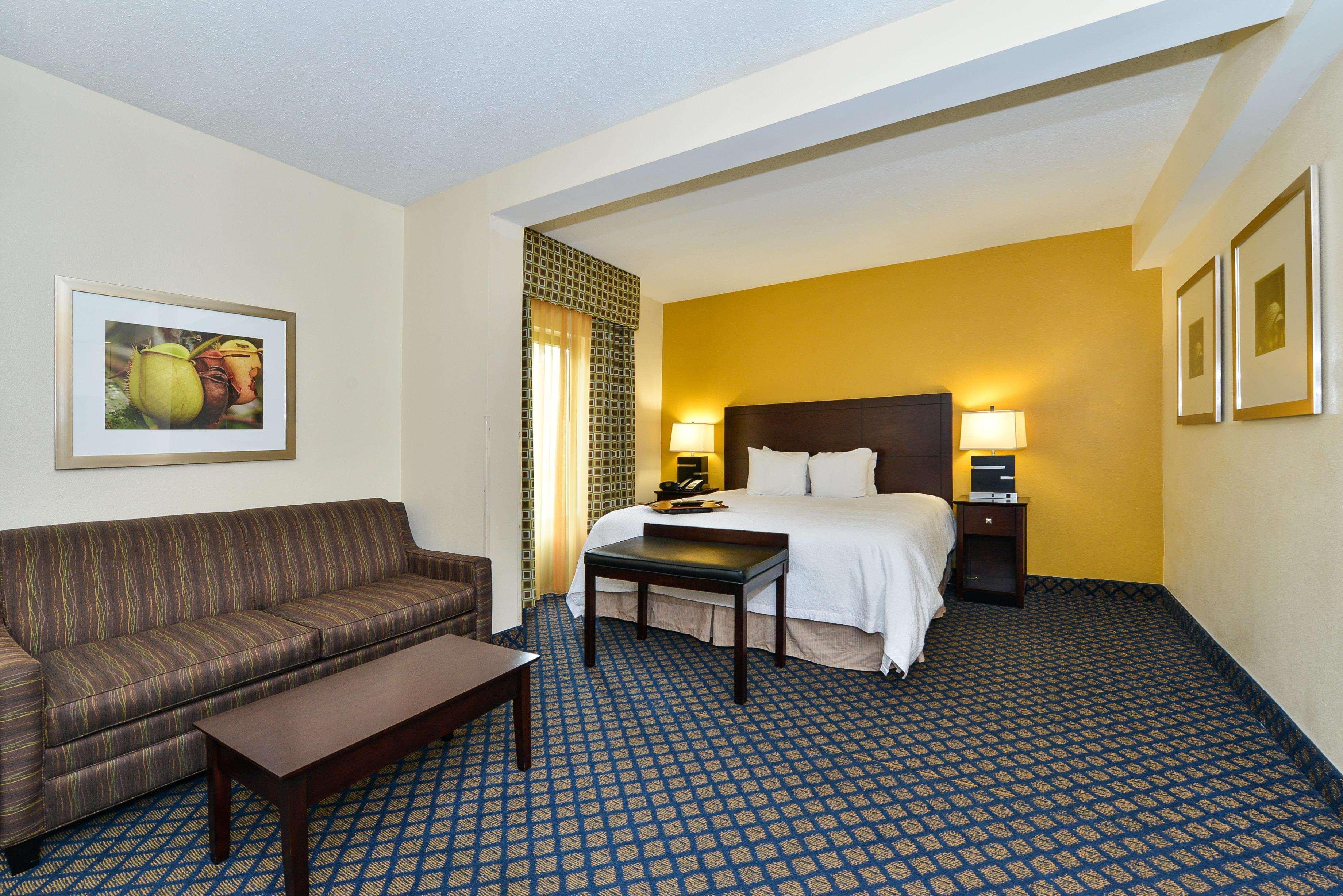 Hampton Inn Petersburg-Fort Gregg Adams Bagian luar foto