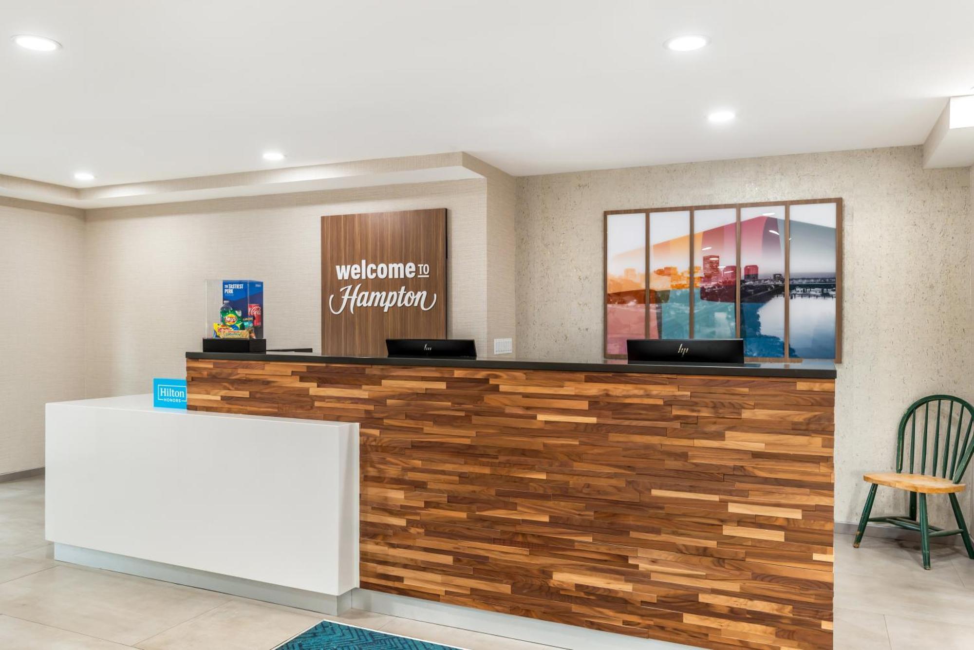 Hampton Inn Petersburg-Fort Gregg Adams Bagian luar foto