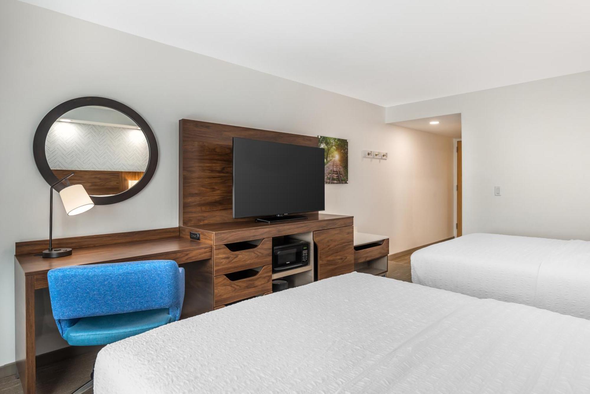 Hampton Inn Petersburg-Fort Gregg Adams Bagian luar foto