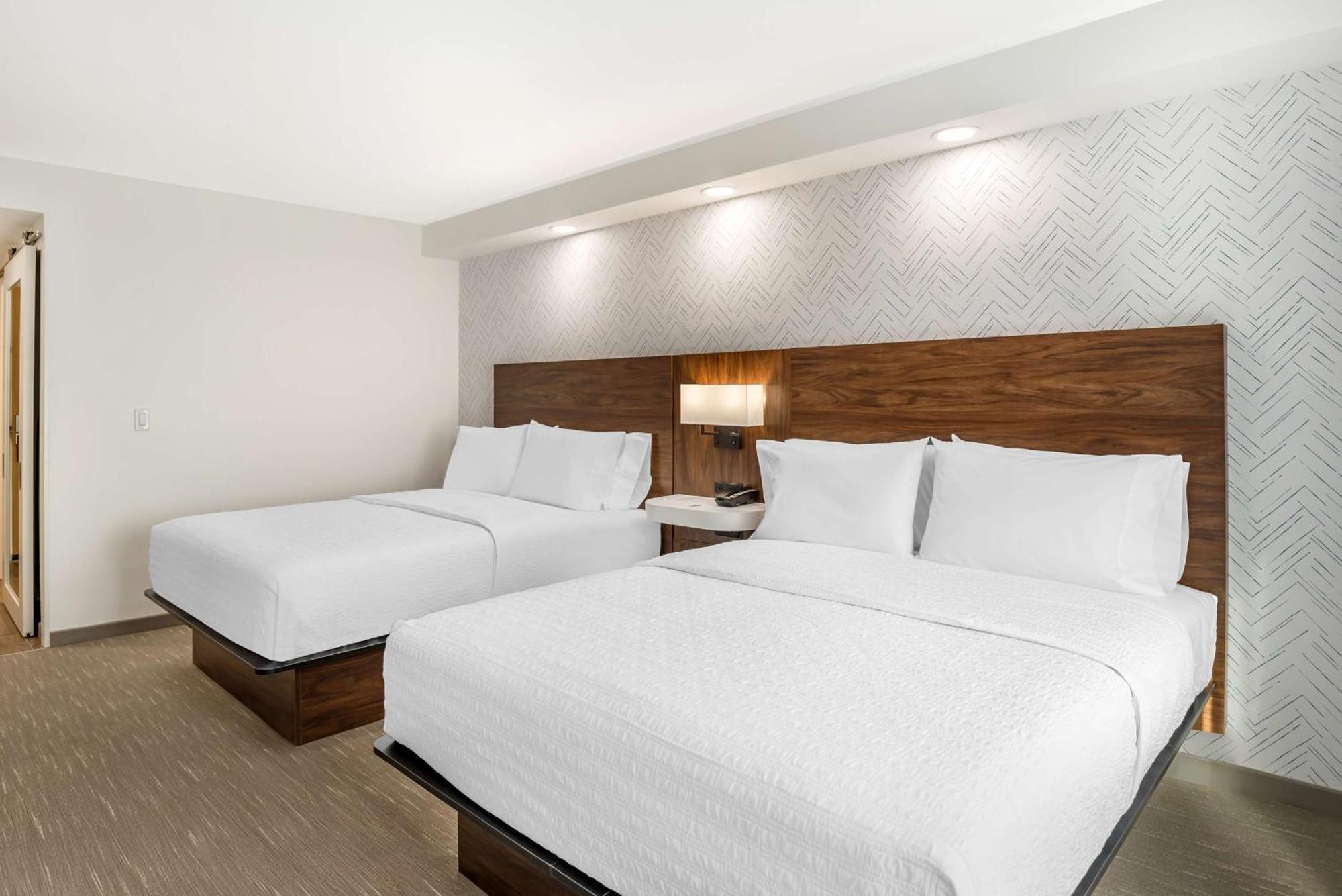 Hampton Inn Petersburg-Fort Gregg Adams Bagian luar foto