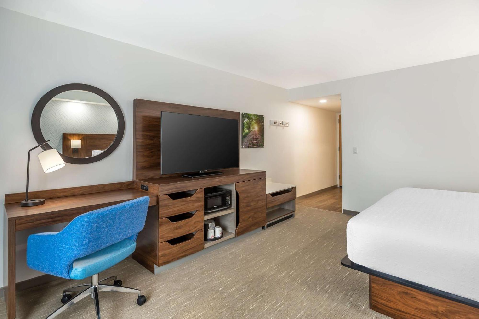 Hampton Inn Petersburg-Fort Gregg Adams Bagian luar foto